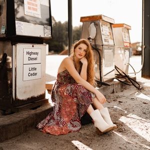 Meet your Brand, Austerity rose